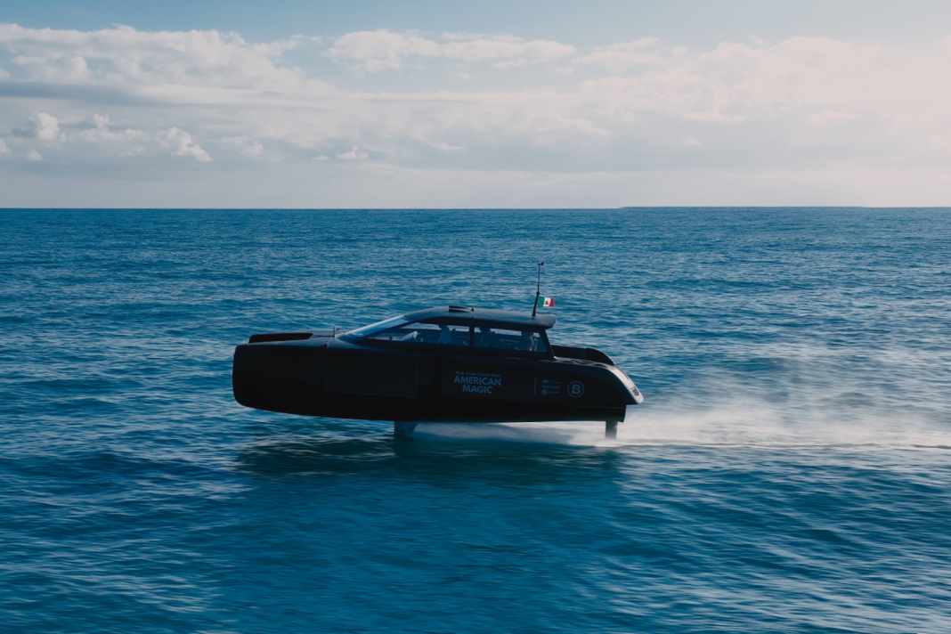 BGH-HSV decolla a circa 20 nodi e ...