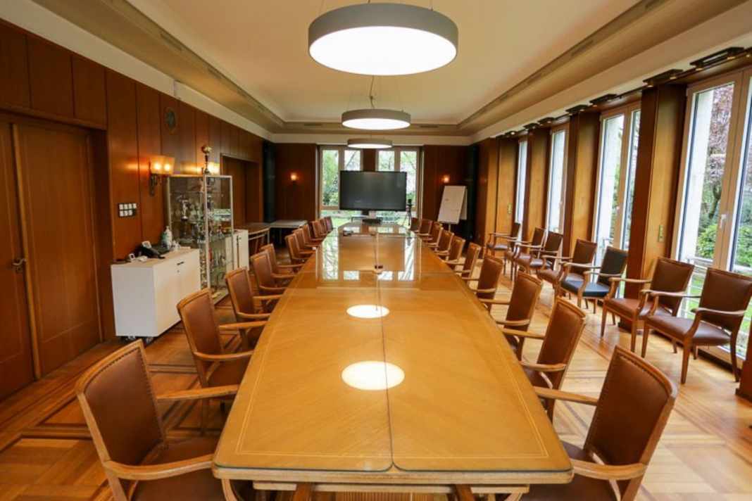Der Konferenzraum der Geschäftsstelle des DMYV soll modernisiert werden
