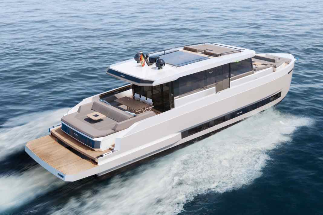 The D60 is powered by four outboards