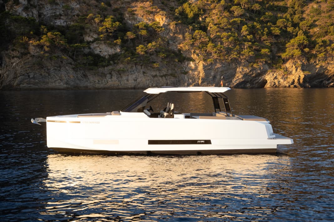 The stepped hull of the De Antonio is characterised by a deep V-frame.