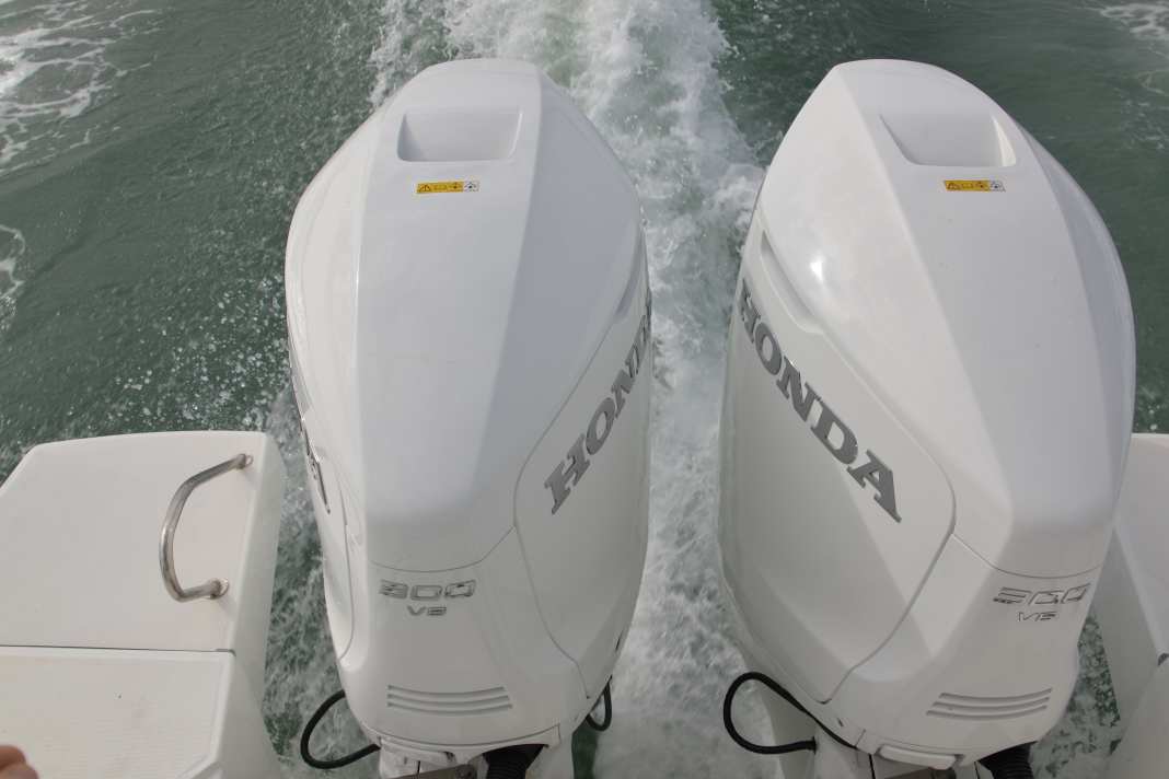 An der Antares 11 ist der Honda BF300 im Doppelpack installiert.
