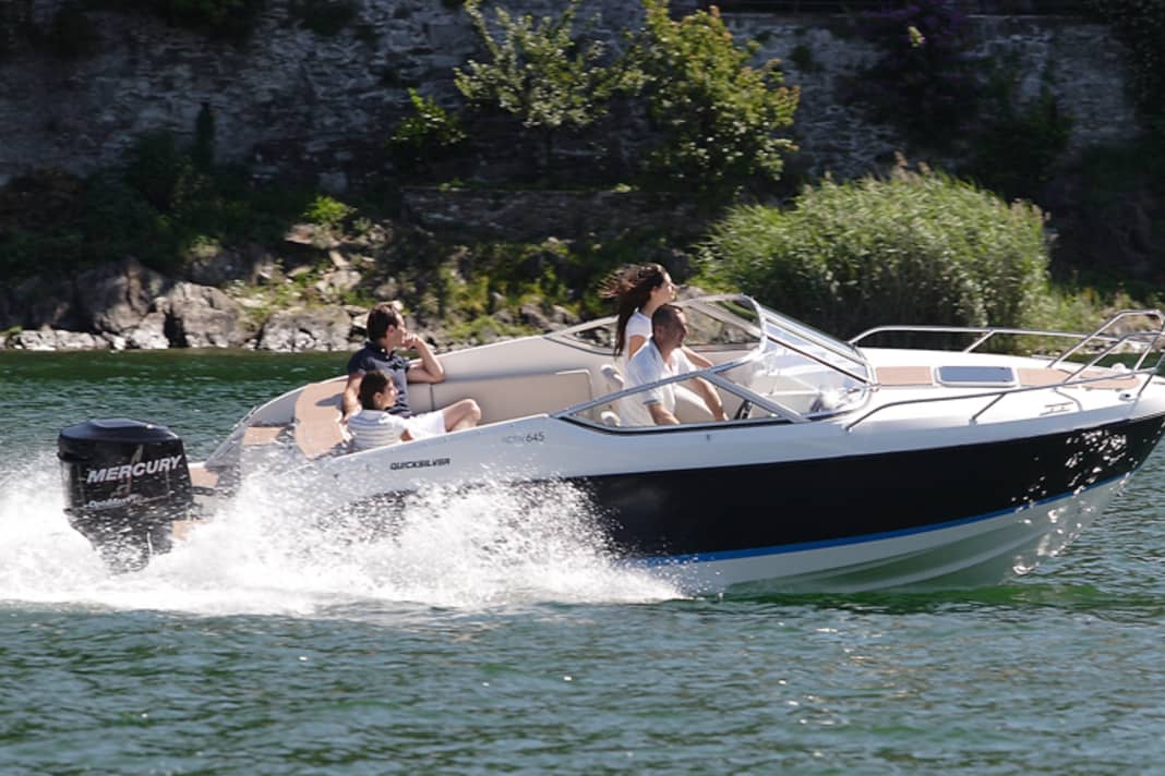 Quicksilver Activ 645 Cabin