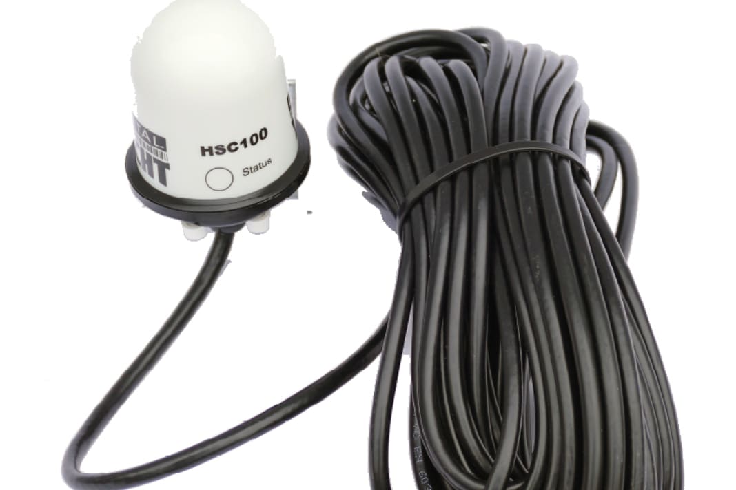 The HSC100 comes with 15 metres of waterproof fixed cable. Mounting on a vertical surface