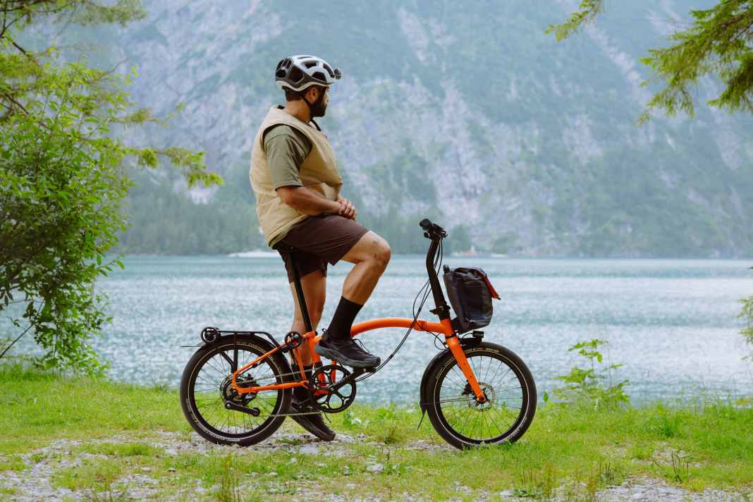 Brompton G Line classic bike with new features BOOTE
