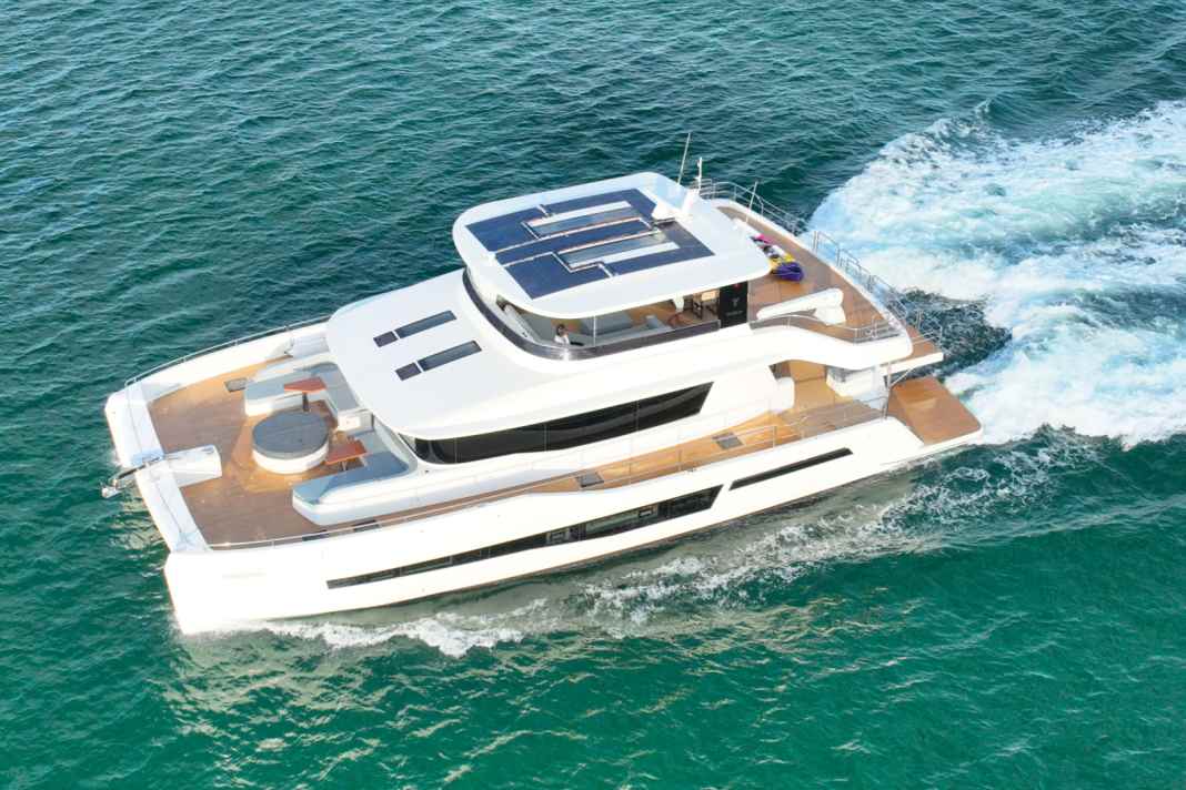 W 72: GranOcean stellt die knapp 22 Meter auch in Cannes aus.