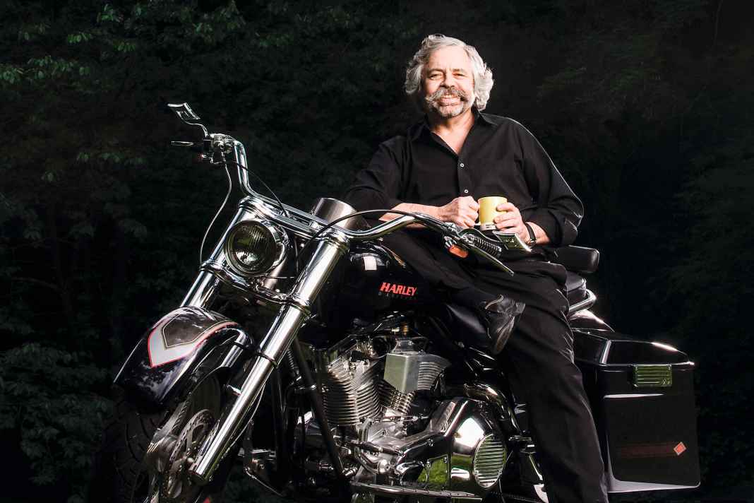 Kontrastprogramm: Wenn Ken Freivokh in seiner Freizeit nicht seine „Road King“-Harley ausfährt ...