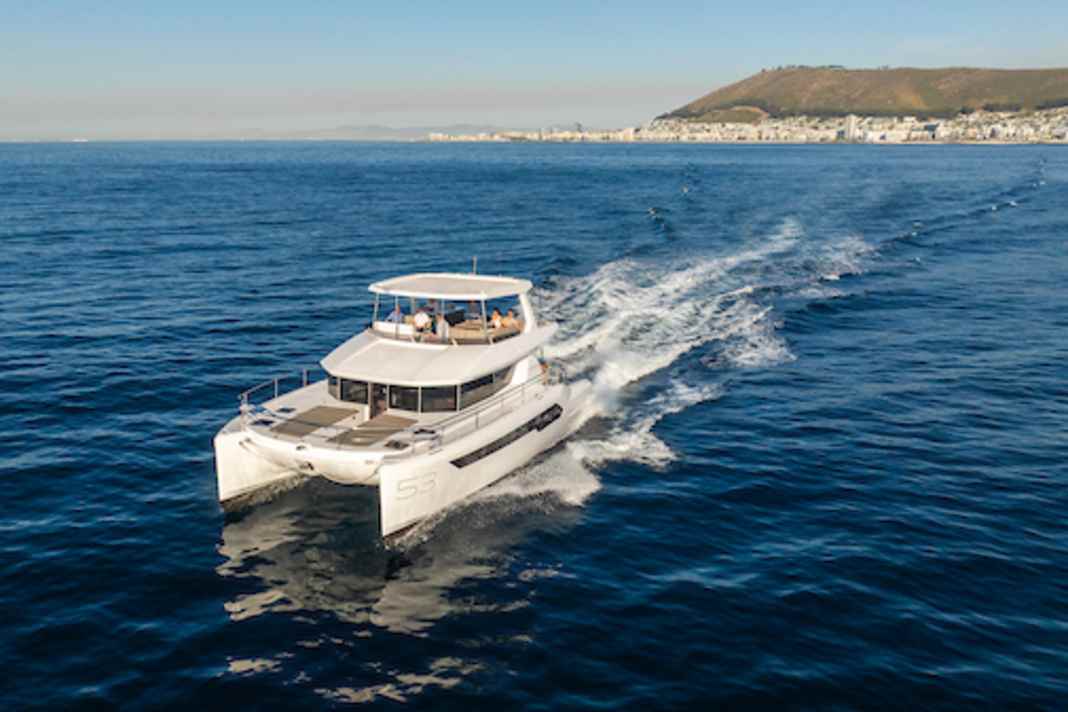 The outdoor area of the Leopard 53 PC offers plenty of space to relax.