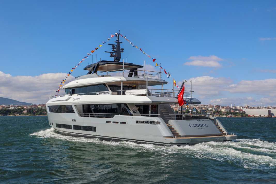 "Cabana" is ready for the big voyage. The 34.5 metres offer a range of more than 4000 nautical miles.