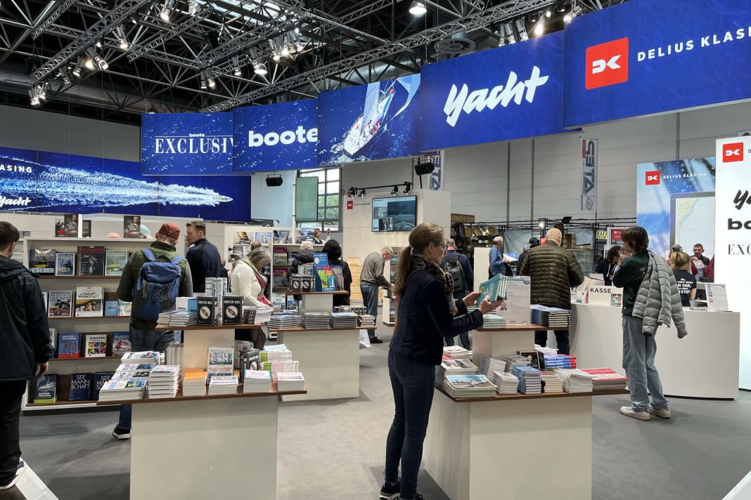 So sieht der Stand auf der boot Düsseldorf 2024 aus. Am ersten Wochenende sowie zum Wochenstart sind die Magazine inklusive Vorträge zahlreich besucht