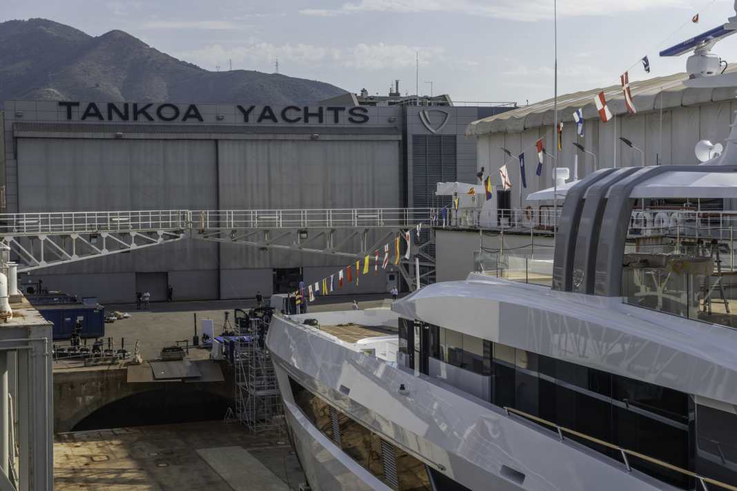 Mit „Spirit“ ließ Tankoa in Genua einen 52 Meter langen Alu-Einzelbau vom Stapel.