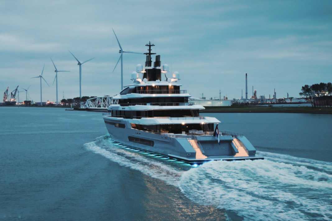 "Leviathan" measures 111 metres and has now been freshly delivered.