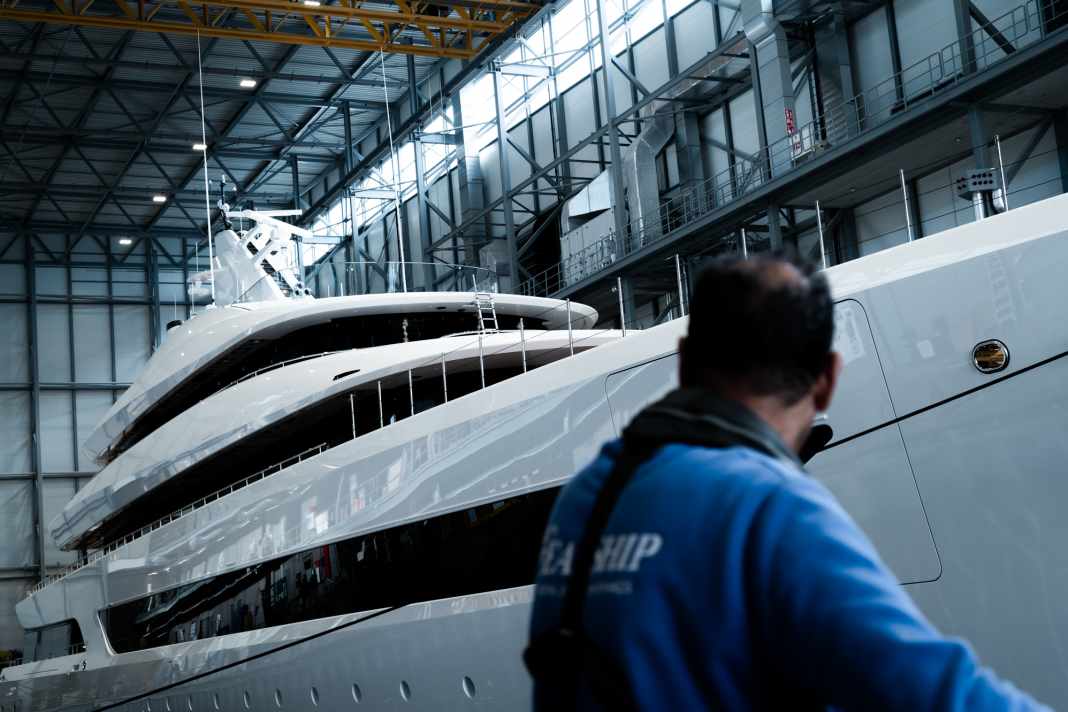 Das 89,60 Meter lange Projekt 828 entstand am Feadship-Standort in Amsterdam.