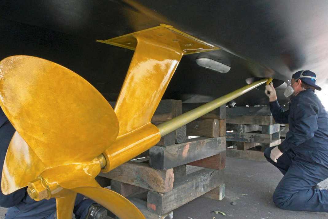 Propeller-Antifouling eignet sich auch für Wellenböcke und Wellen.