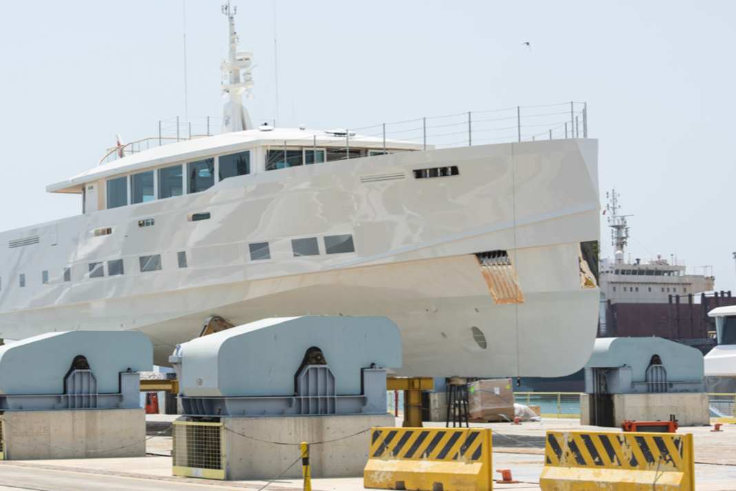 Design: Luca Dini entwarf die 45 Meter für Alia Yachts.