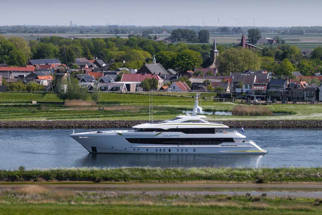 "Solemates" cruist durch niederländische Kanäle bis in die Nordsee.