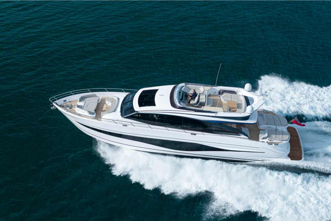 Die Princess S80 führt die S-Klasse an. Das 25-Meter-Design entstand im Haus, mithilfe der Studios Olesinski und Pininfarina.