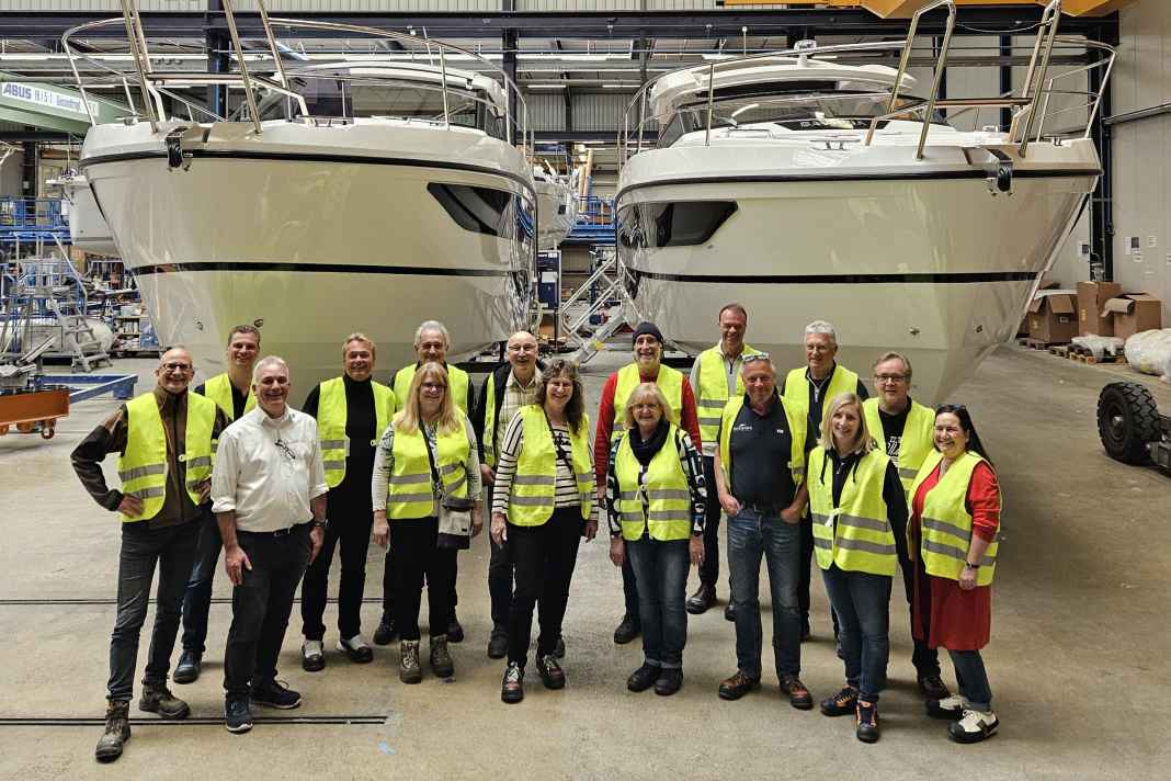 Einen spannenden Tag erlebten 15 SBV-Mitglieder auf der Bavaria Yachtwerft in Giebelstadt