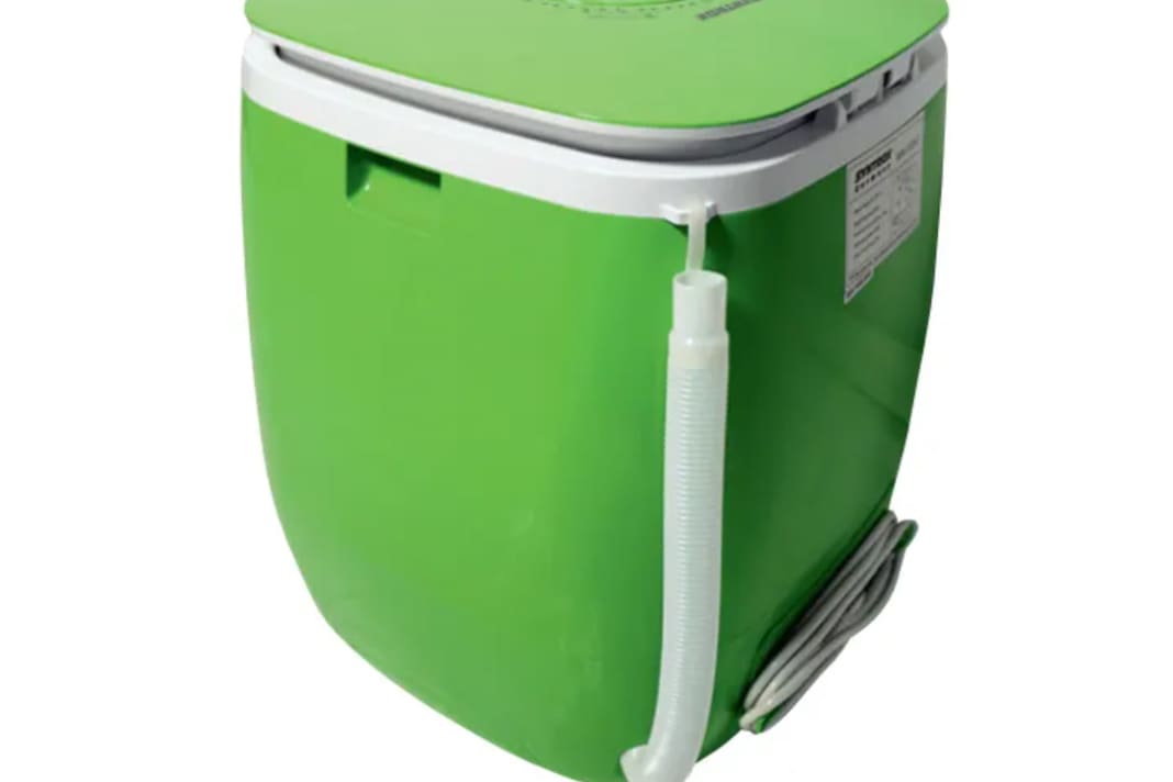 The Syntrox washing machine in the test