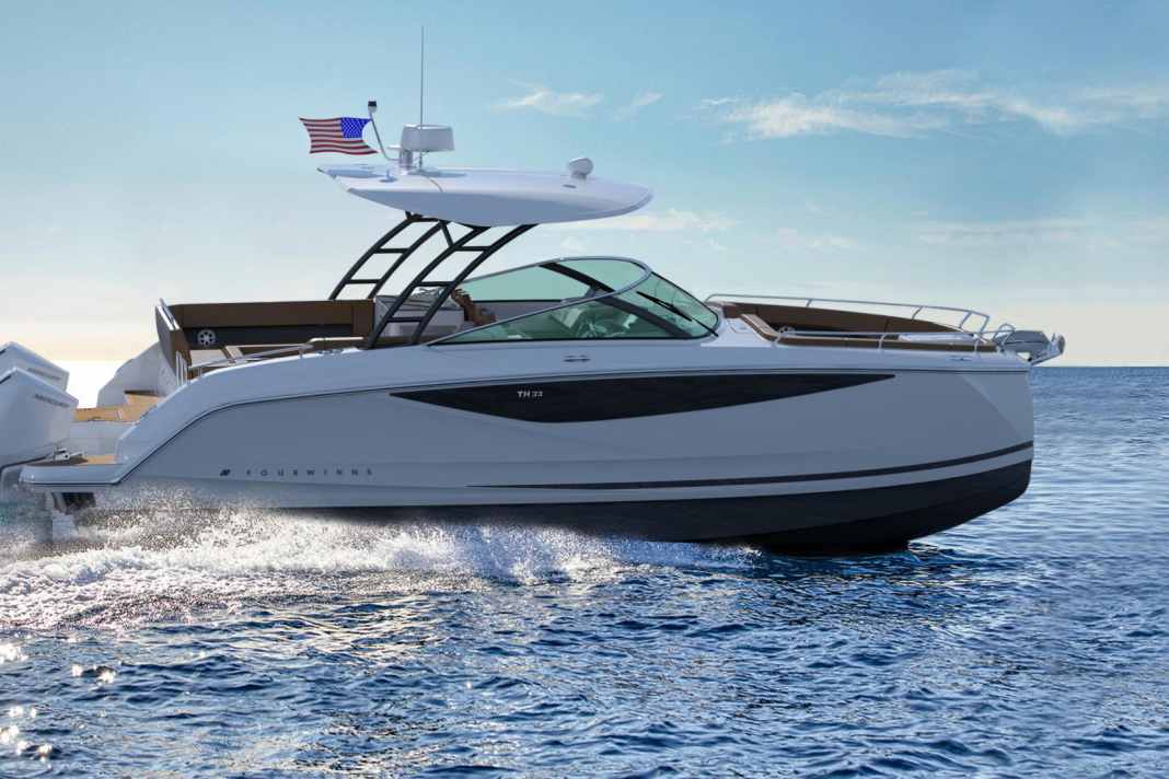 Motorisierung: zwei kräftige Mercury-Außenborder.