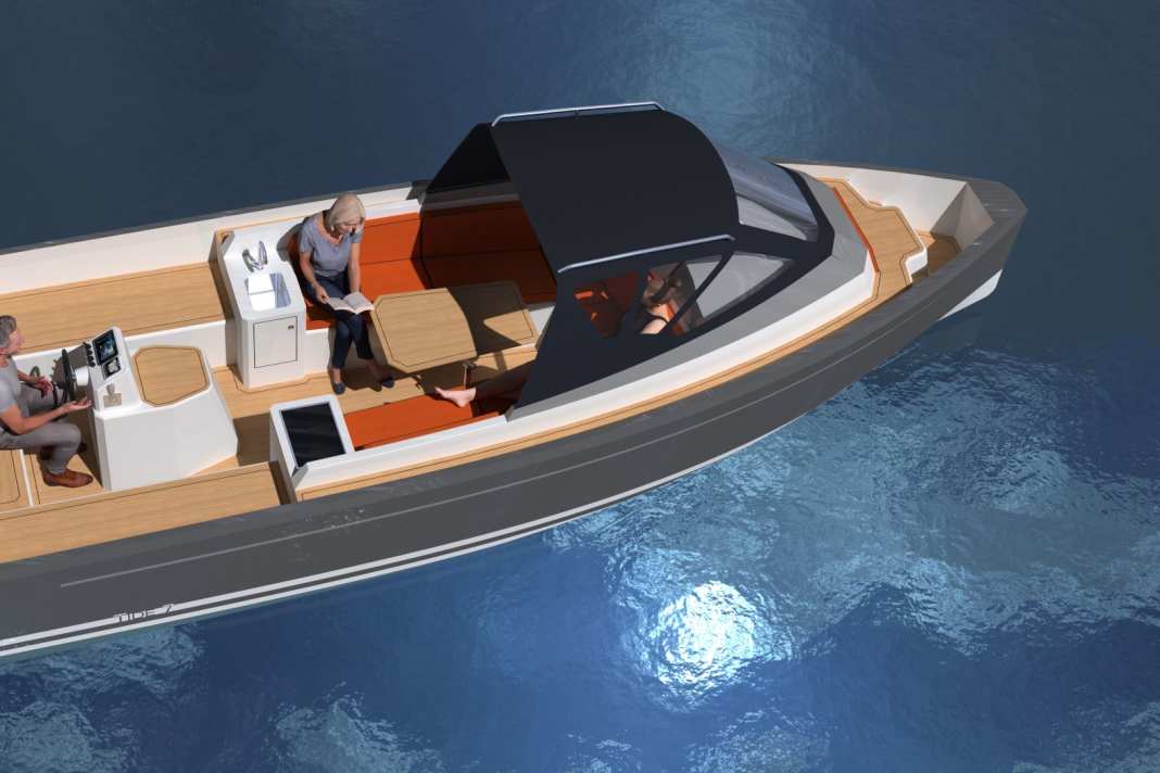 Die Tide 24M hat ein Cockpit mit Mittelfahrstand und großer Sitzeinheit zu bieten