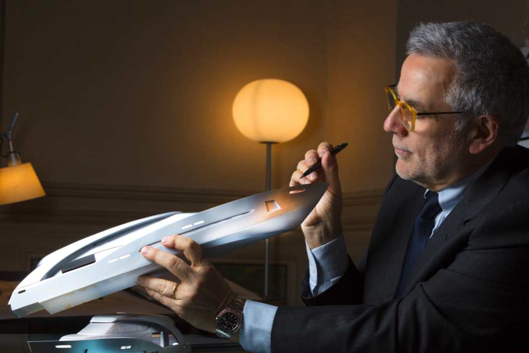 Tommaso Spadolini designt elegante Yachten und nun auch Alu-Tender.