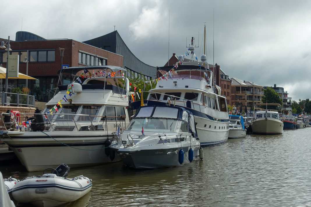 Rund 60 Boote und Yachten versammelten sich zum Treffen der Tourenskipper in Leer