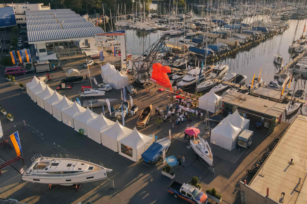 Rund 50 Boote werden bei der Ultramarin Boatshow am Bodensee am 4. und 5. Mai präsentiert