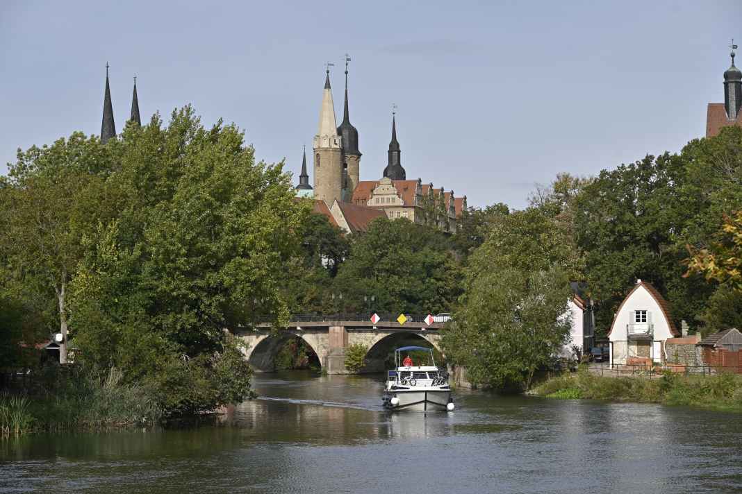Vor der Kulisse von Merseburg: Die "Mutter aller mitteldeutschen Städte"