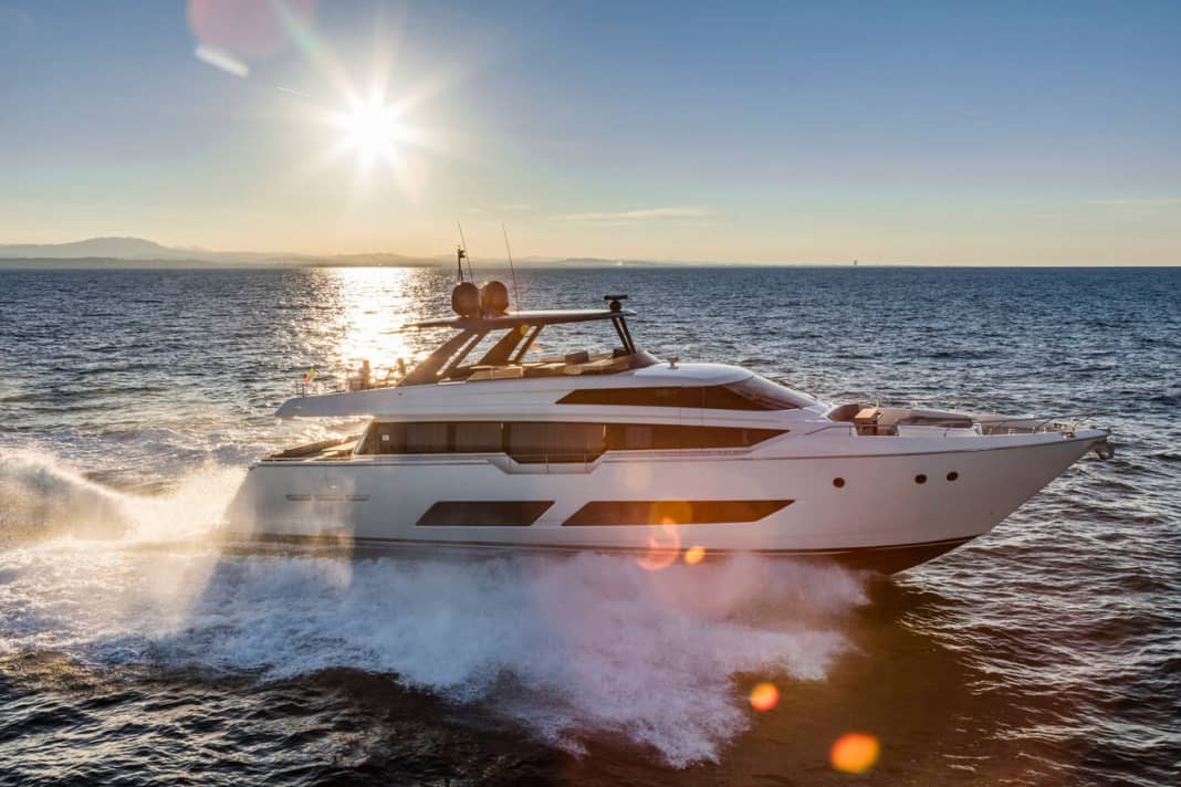 Ferretti 850