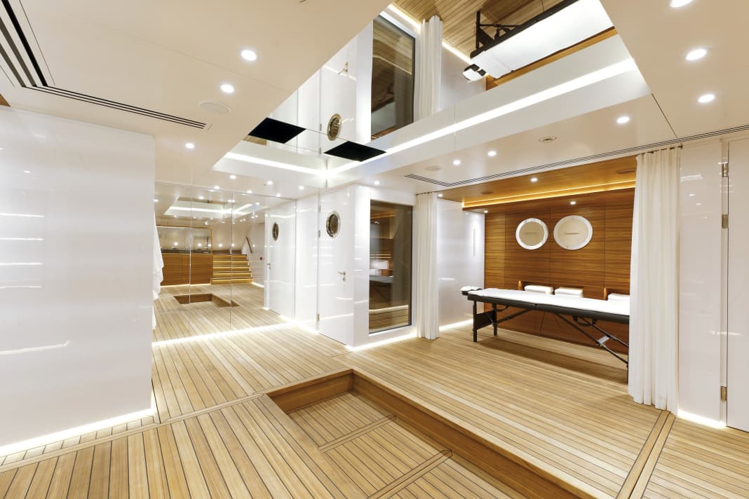 Der Beachclub bietet eine Sauna, Gym und einen Beaty Salon.