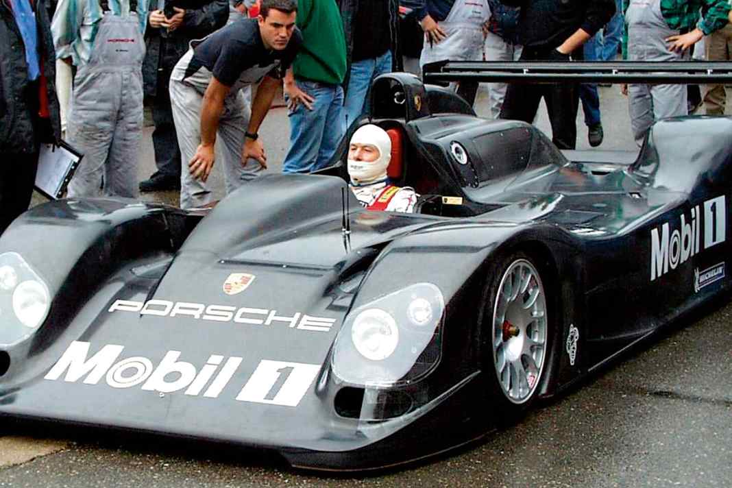 Reise in die Vergangenheit: Bob Wollek, der im Jahr 2001 verstarb...