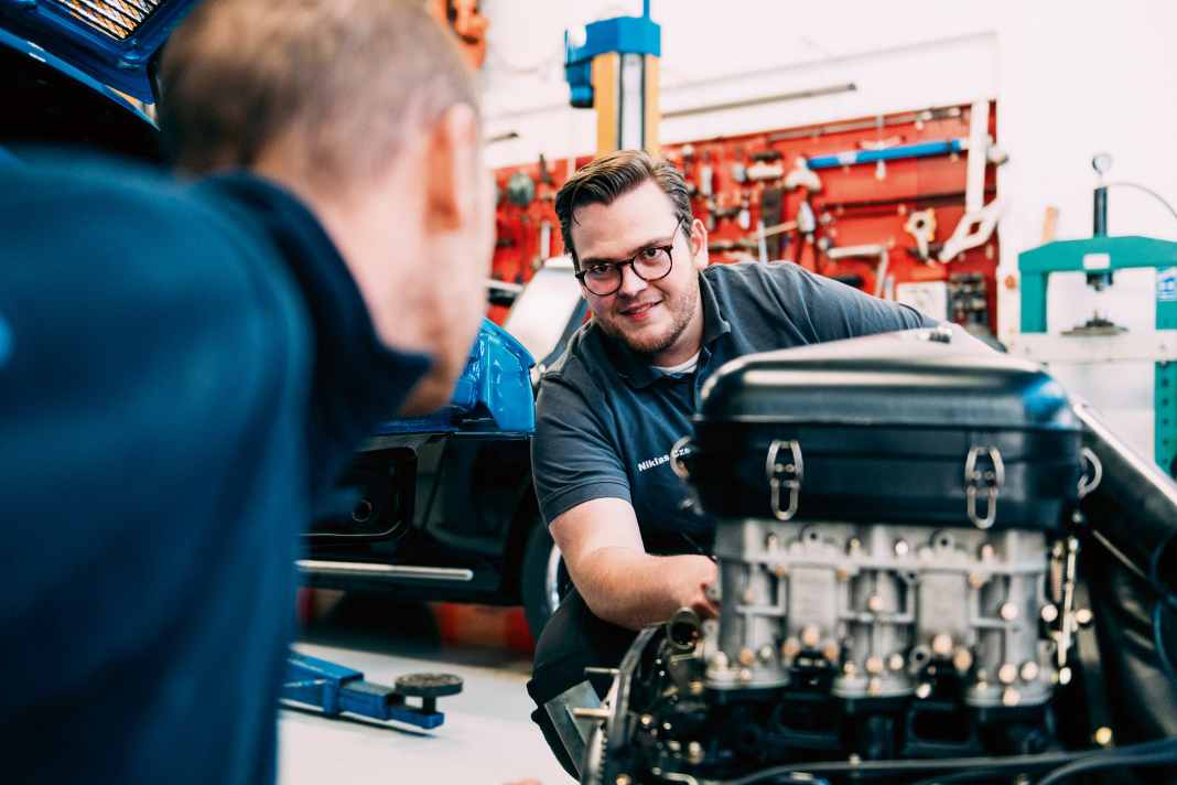 Lackieren, restaurieren, fahren: Niklas Czerny von Czernys Classic Garage betreut Klassiker in vielen Bereichen