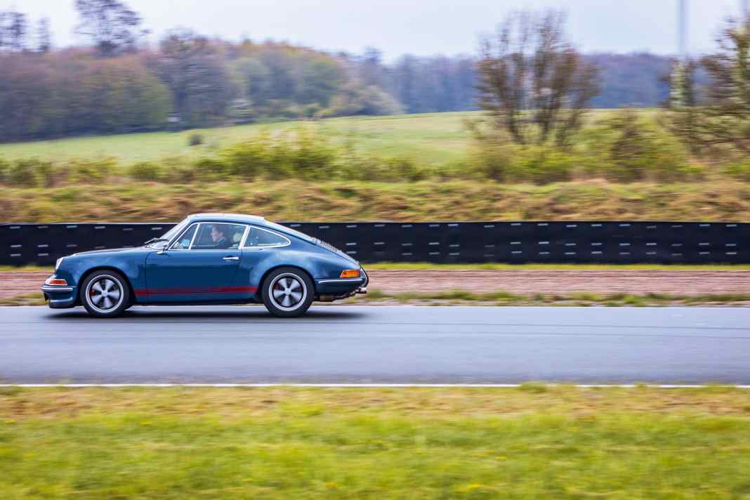 Beim Roll-out auf der anspruchsvollen Strecke am Bilster Berg zeigt sich, dass dtw germany/Das Triebwerk gute Arbeit beim Backdate geleistet hat.