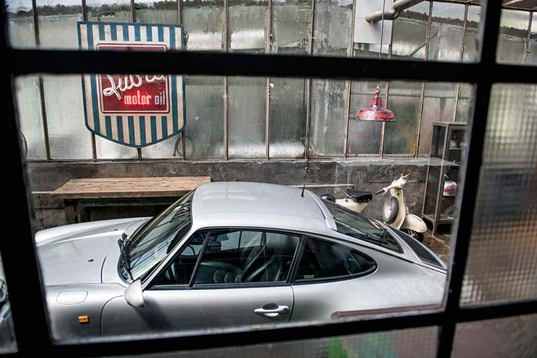 Der 993 verkaufte sich auf Anhieb blendend und finanzierte so die Entwicklung der wassergekühlten Triebwerke – das Ende von 968 und 928 rückte näher.