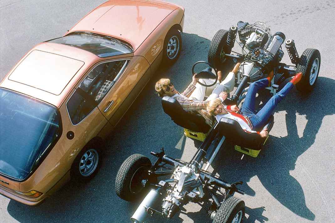 Motor vorn, Getriebe hinten, dazwischen ein starres Rohr. So was hat es vor dem 924 bei Porsche noch nie gegeben