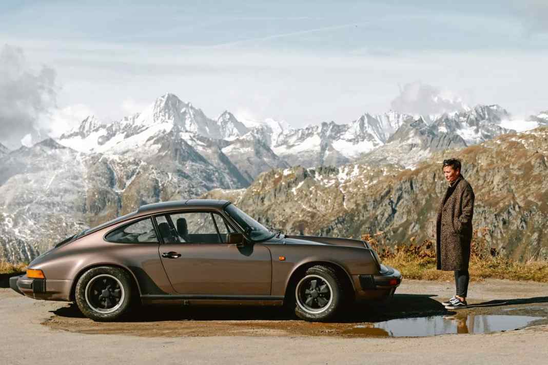 Manche Reisen verändern dich. So wie das Porsche-Gipfeltreffen Chefredakteurin Bianca Leppert. 1.750 Kilometer von Stuttgart nach Nizza durch die Alpen ...