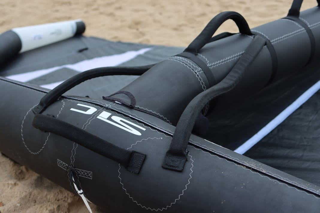 The SIC Raptor has large Y-handles. Photo: Manuel Vogel