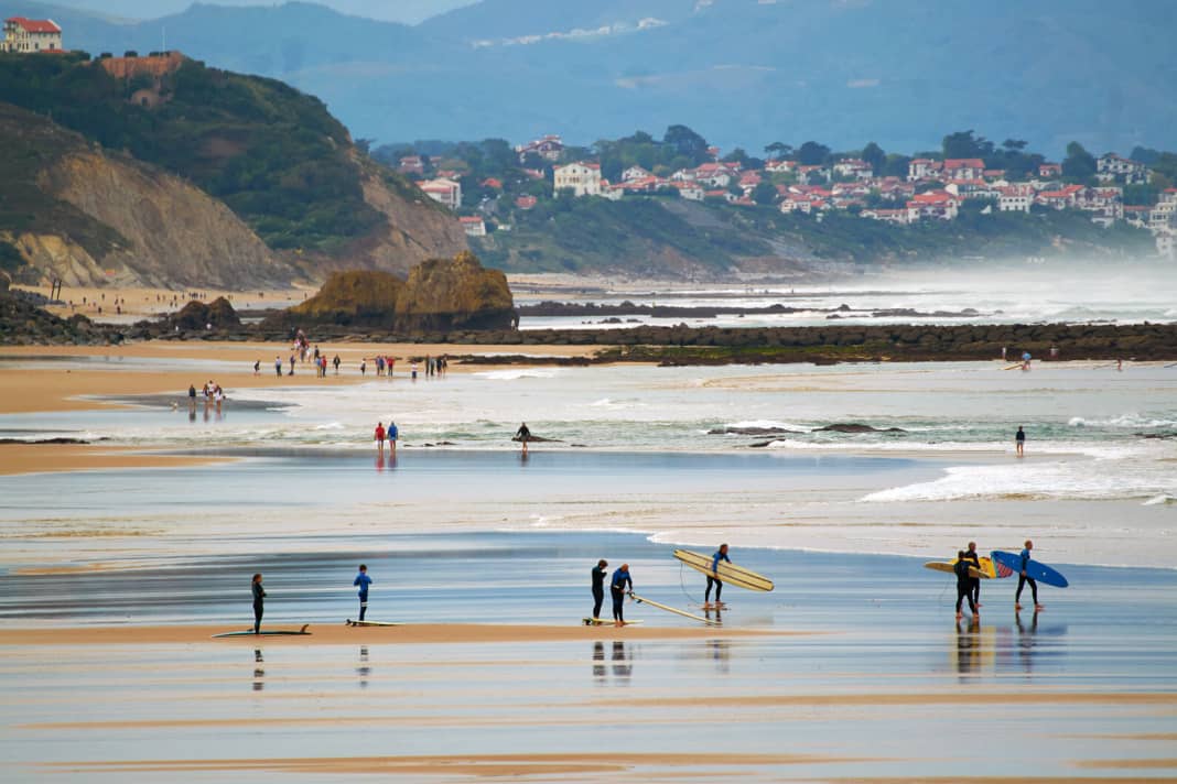 Am Cote Basque in Biarritz ist man mit SUP gut aufgehoben.