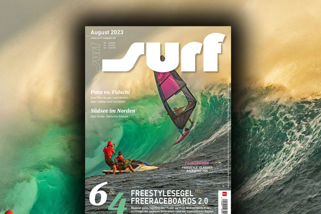 On the cover of surf 8/2023: Robby Swift in the magical light of Cloudbreak