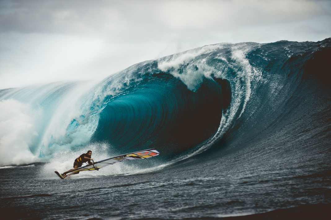 Jason Polakow was the first windsurfer to surf in Teahupoʻo Tahiti.