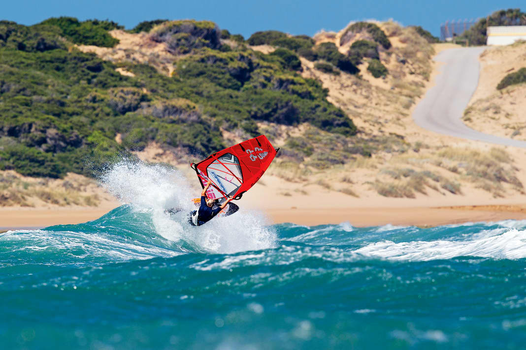 THE wave spot of the region - Canos de Meca