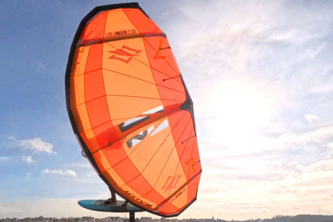 Wir konnten den Naish Atom Wing in der Größe 7,0qm testen