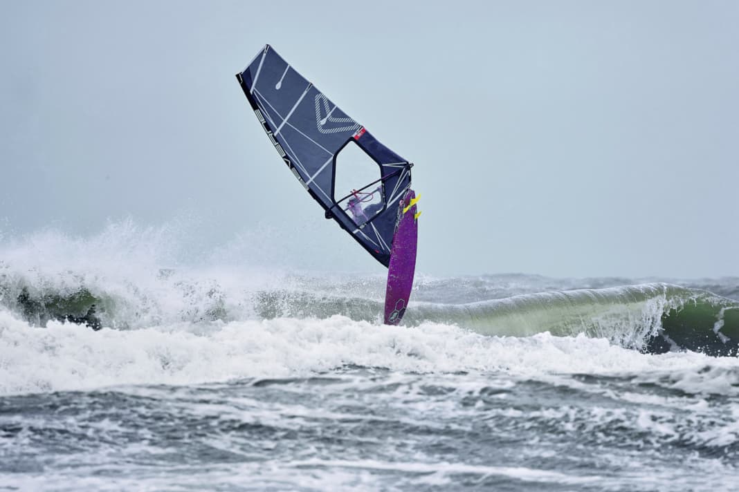 Radical aerials are also possible on the North Sea, such as here at the Rømø test spot.