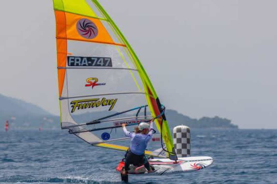 Tess Sermet (Siegerin Foil Damen, 2. Foil Junioren bei der Dunkerbeck Speed Challenge 2024)