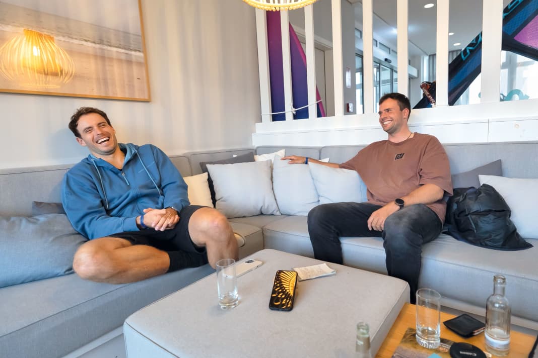 Schon vor dem Saisonfinale in Japan hatten Nico und Michele auf Sylt gut lachen.
