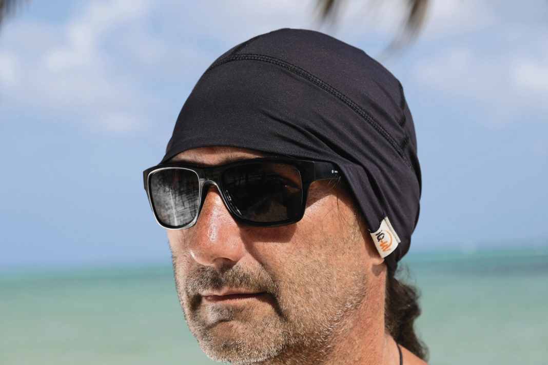 IQ-UV Skull Beanie