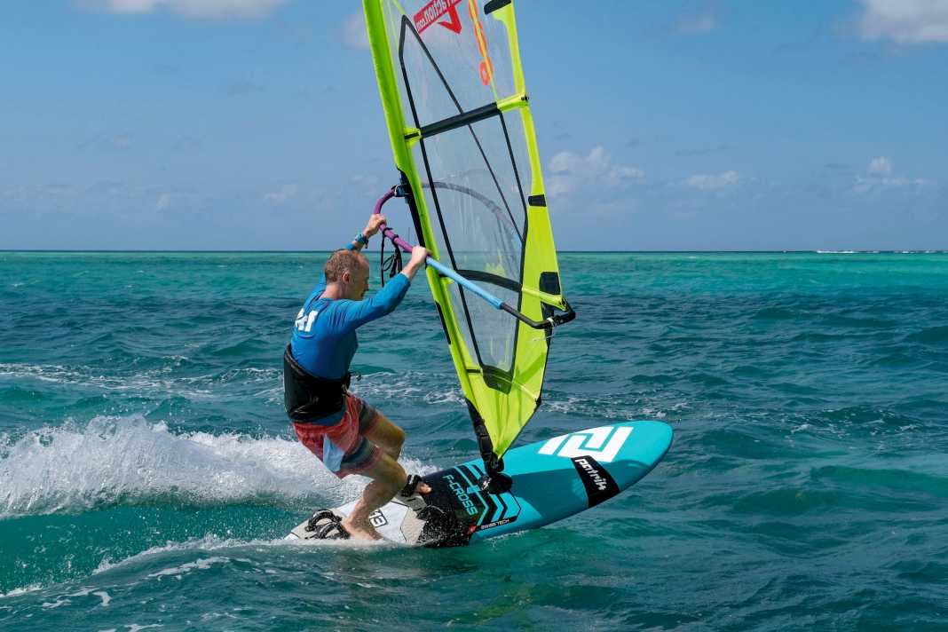 The Patrik F-Cross is in its element on the straights as well as in power jibes