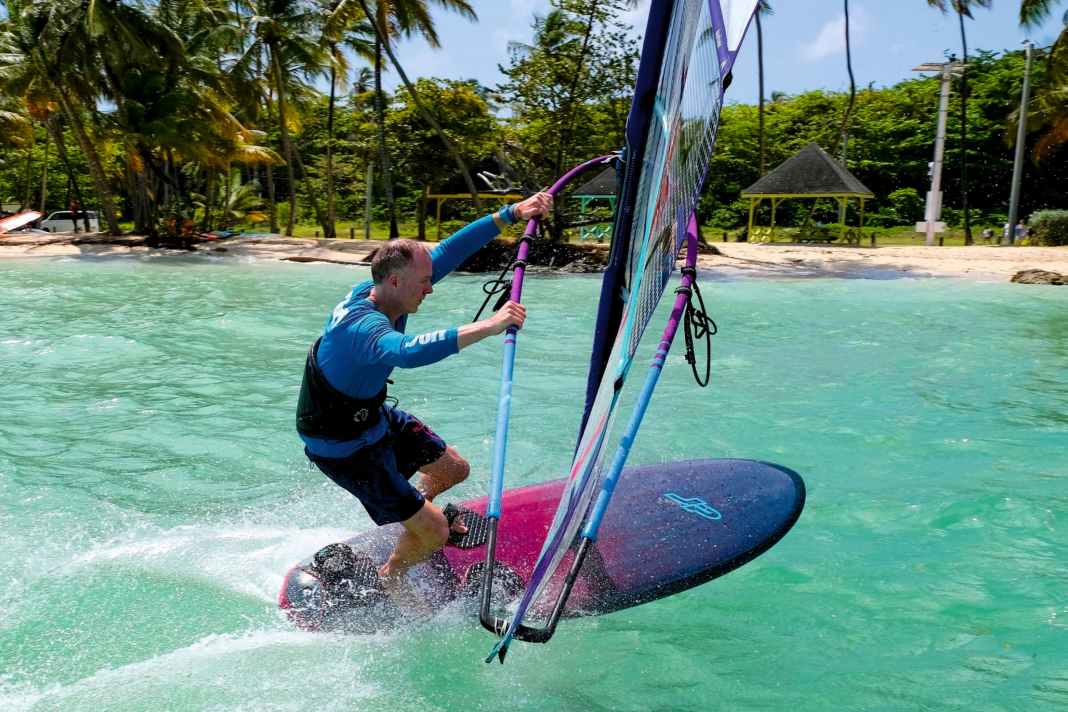 The JP-Australia Super Ride is a freeride board that’s great for jibes, with a sporty feel
