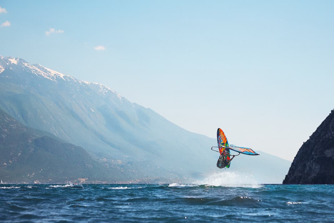 Great scenery, reliable wind, perfect infrastructure - Lake Garda is often quite full for good reason.