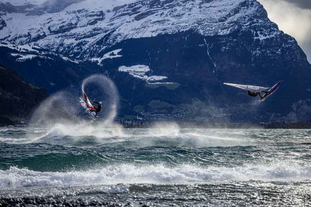 Balz Müller (links, Severne) & Yentel Caers (rechts, JP/NP) ließen es auf dem Urnersee gewaltig krachen.